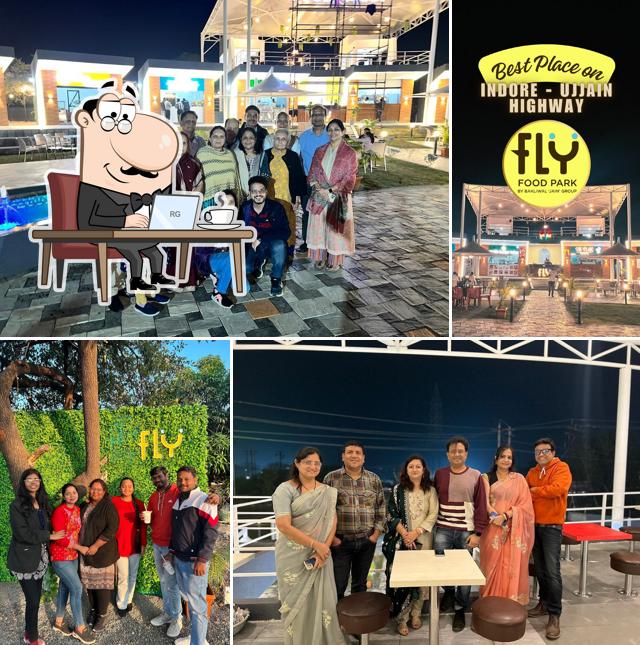 The interior of FLY FOOD PARK