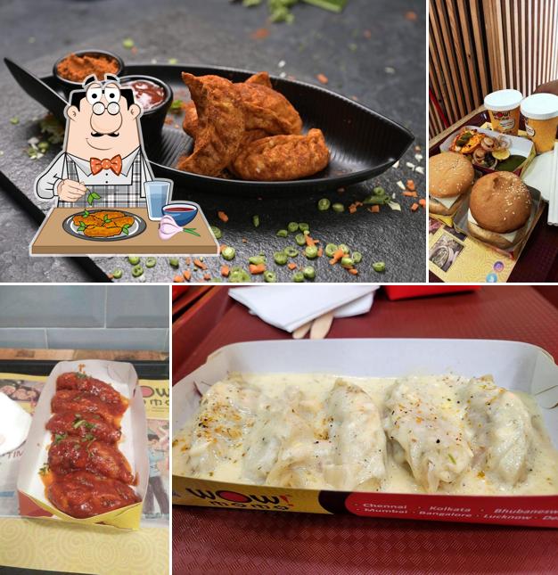 Chicken wings at Wow! Momo