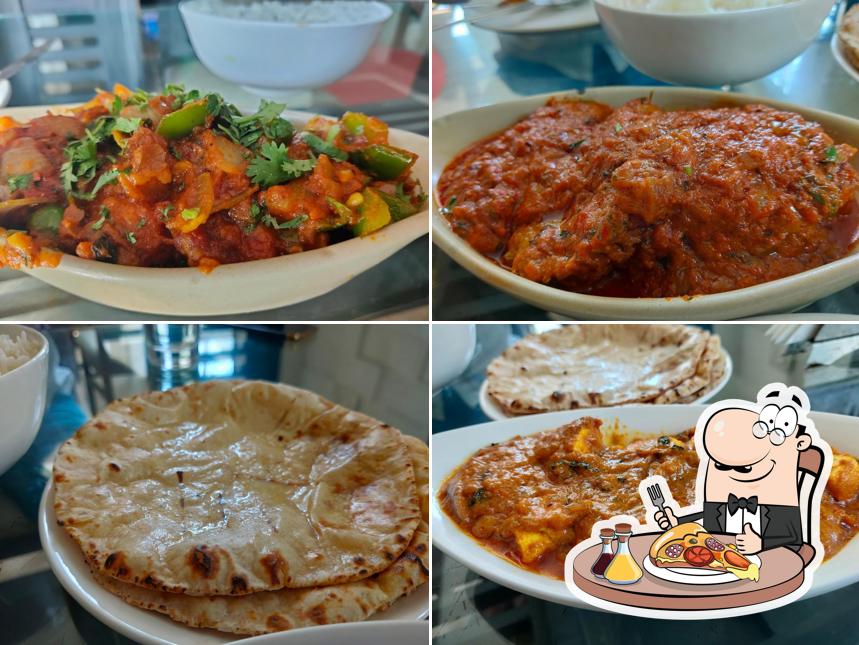 Order pizza at Restaurant Jalshaghar