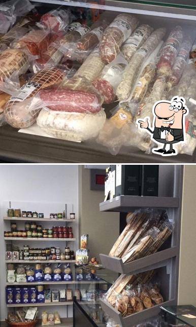 Guarda la immagine di Pregiata Salumeria Dubolino