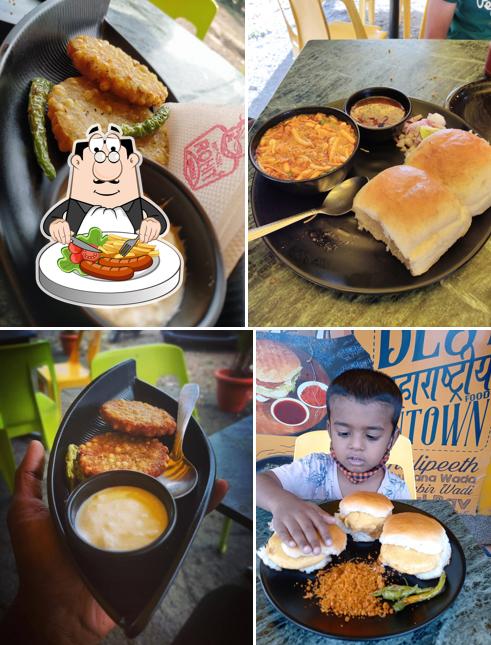 Meals at Rohit wadewale