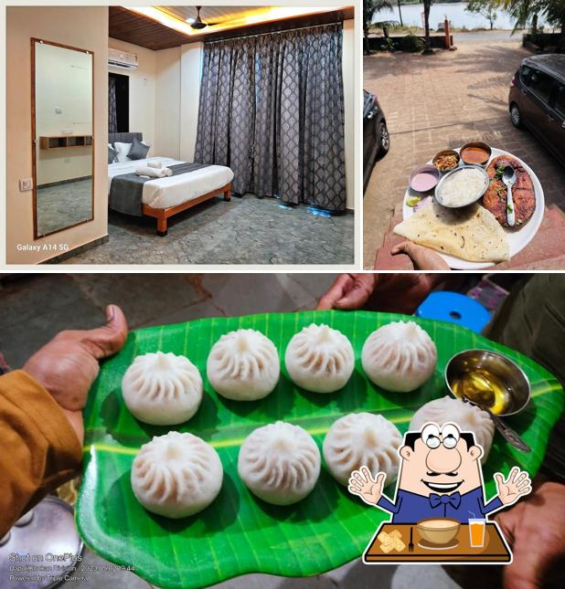 The photo of Ojanup Niwas’s food and interior