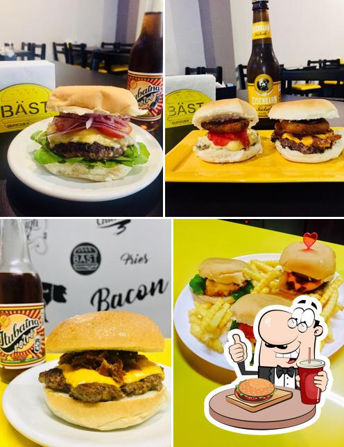 Hambúrguer em Bäst Burguer