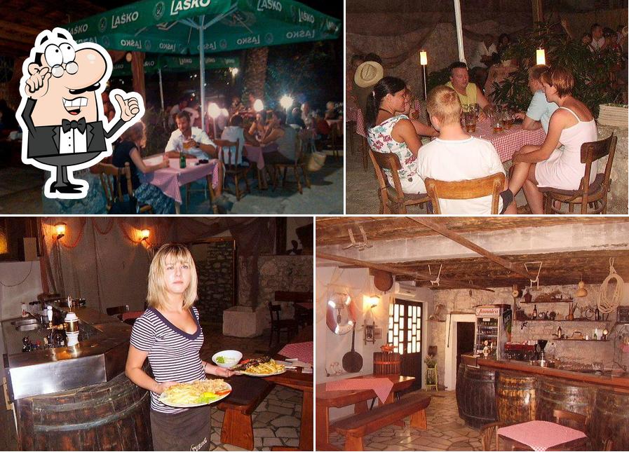 Dai un'occhiata agli interni di Tkon - Konoba Klanac