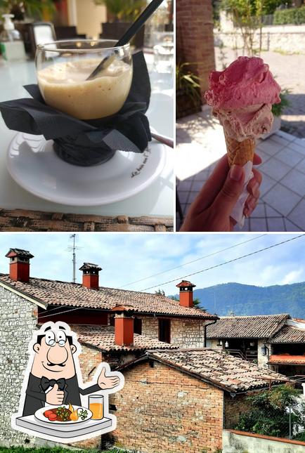 Tra le diverse cose da Bar Locco si possono trovare la cibo e esterno