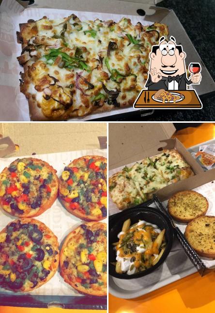 Order pizza at Mr Toasties