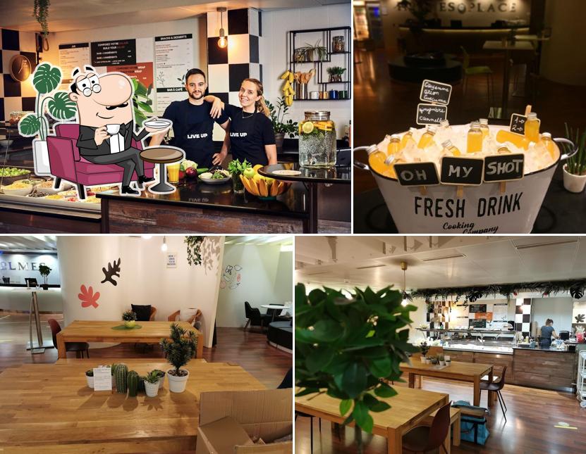 Gli interni di Green Up salad bar