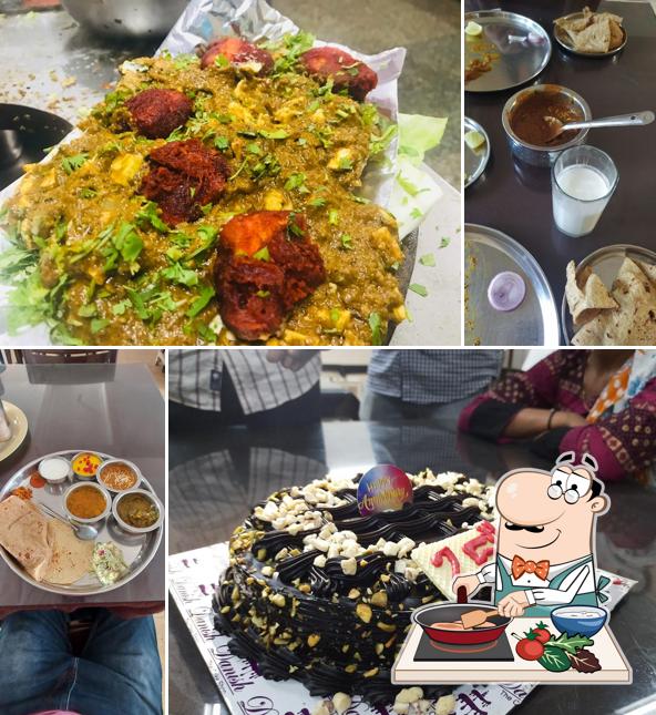 Chicken curry at Hotel Samrudh