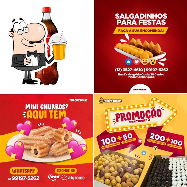 Desfrute de uma bebida no SIMCOXINHAS Salgados Pinda