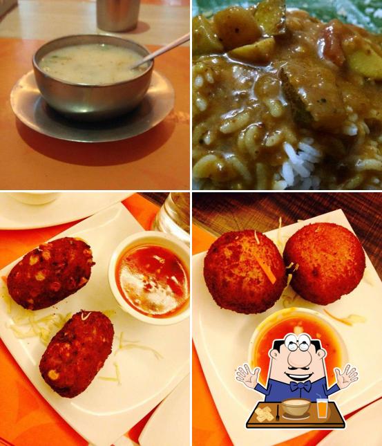 Clam chowder at Rucira Drive In Restaurant