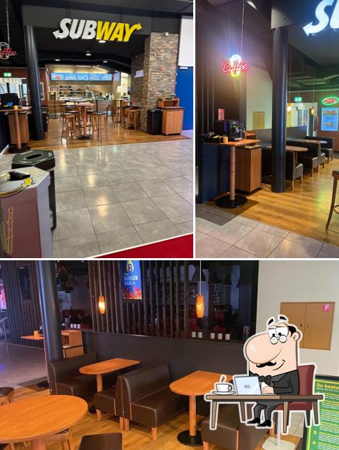 Dai un'occhiata agli interni di Subway