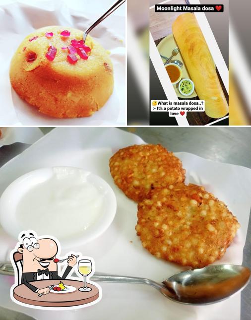 Meals at Moonlight Snacks