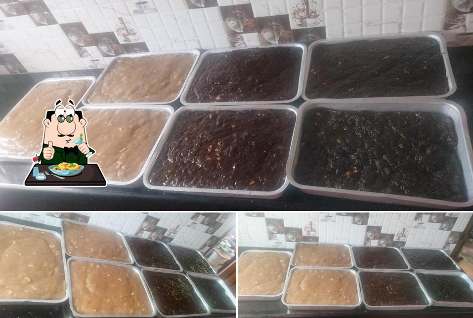 Food at Shajan'S Kadakkavur Halwa & Bakery