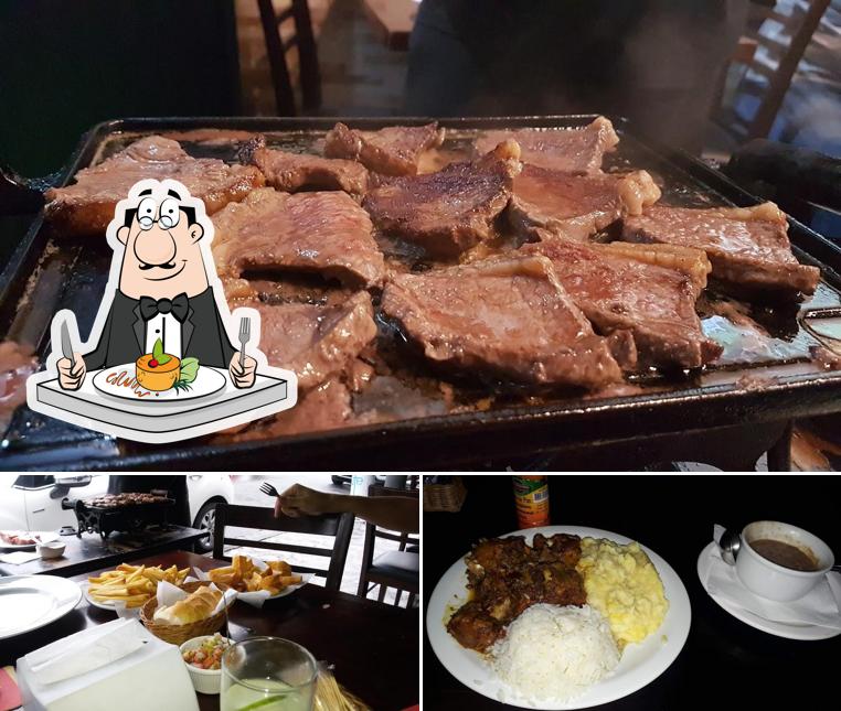 Comida em Bar do Zinho