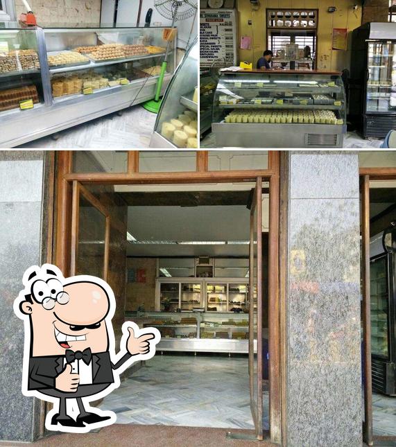 Here's a photo of Sri Sivarama Sweets
