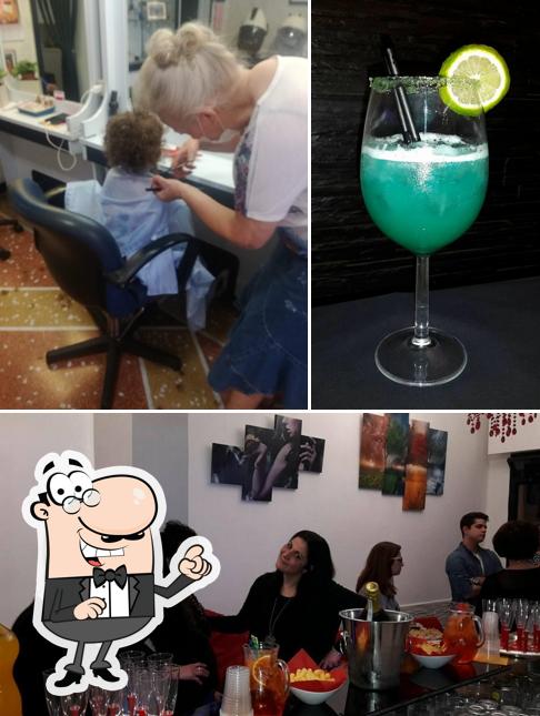 La foto di interni e alcol da Eden Cafè