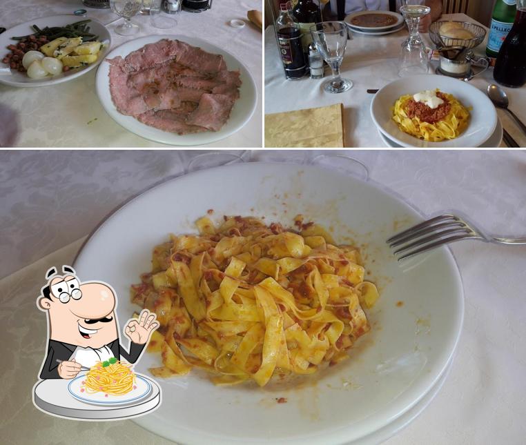 Spaghetti alla carbonara al Ristorante catena