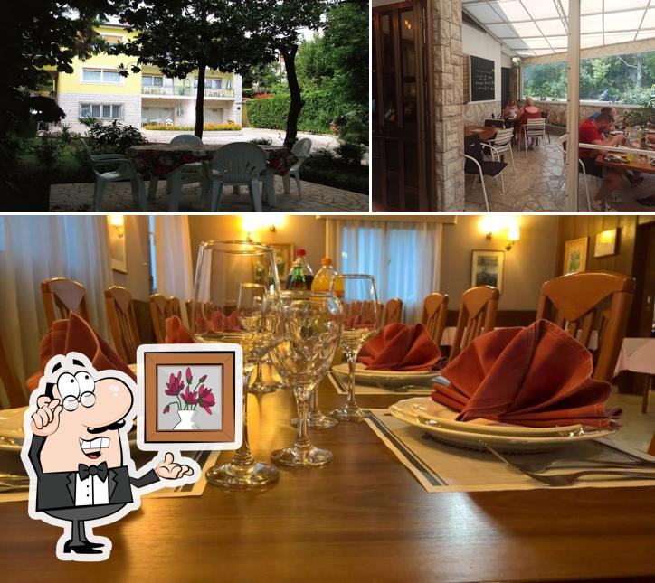 Gli interni di Restaurant Dina