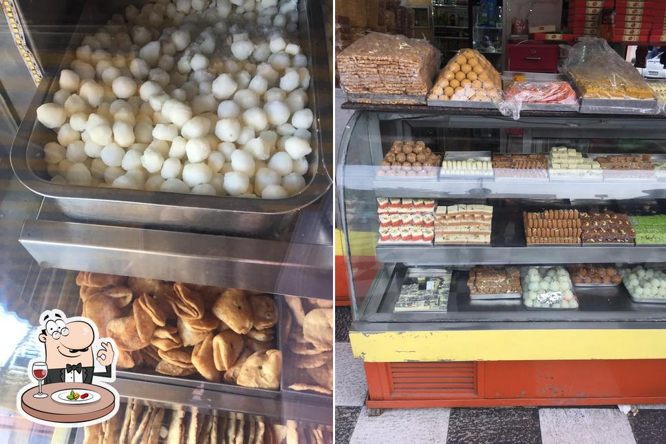 Food at Sonu Sweet house