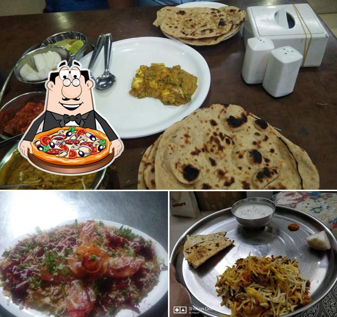 Try out various variants of pizza