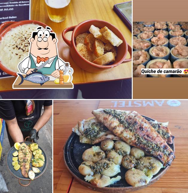 Salmão grelhado em Bar Empório do Bacalhau - Vila da Penha