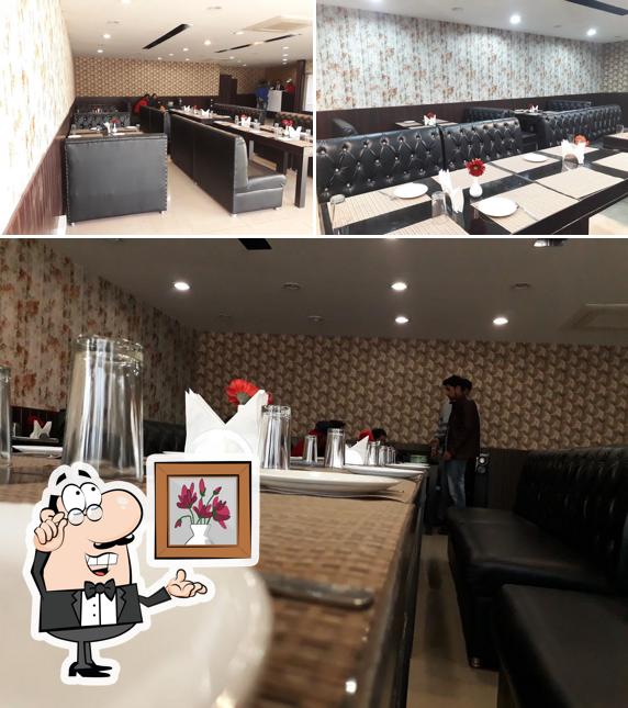 Check out how La Vie restaurant And cafe lounge looks inside