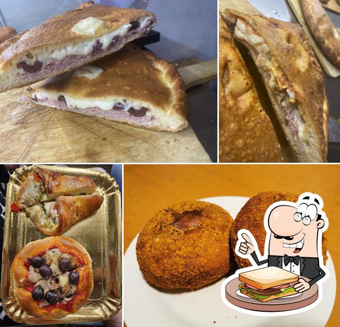 Toast al formaggio al Panificio Il Piccolo Forno