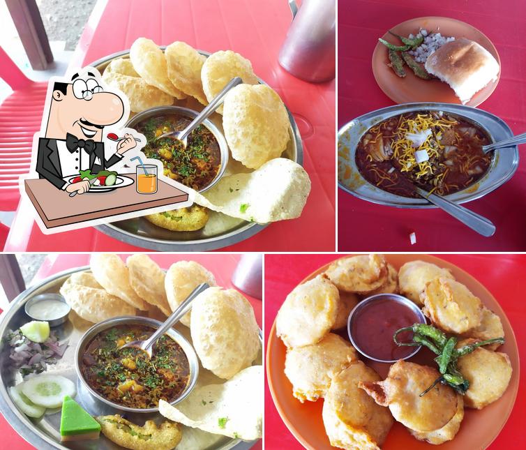 Shreya misal and snacks center