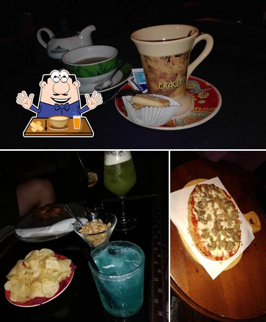 LITTLE ROOM PUB/POLLERIA