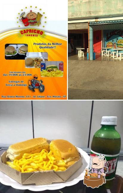 Você pode tomar uma tulipa de cerveja leve ou escura