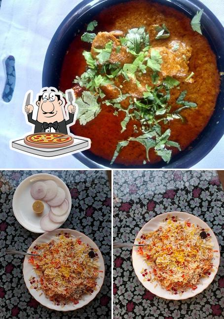 Pick pizza at Lucknowi Zaika