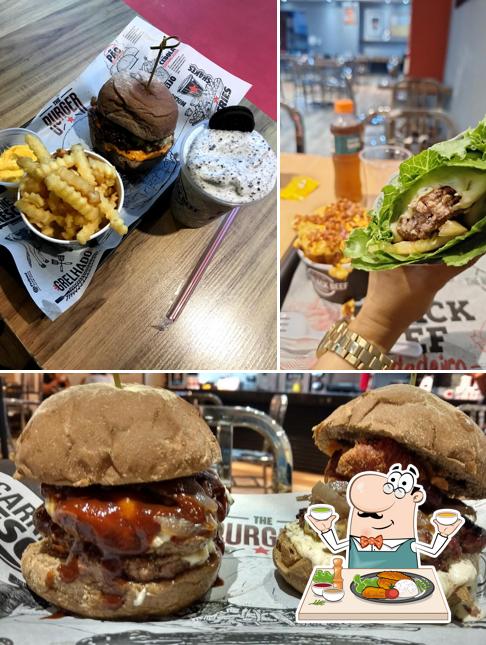 Platos en The Black Beef