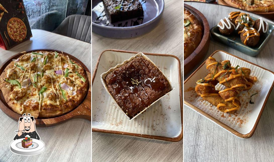 Chocolate cake at Chicago Pizza