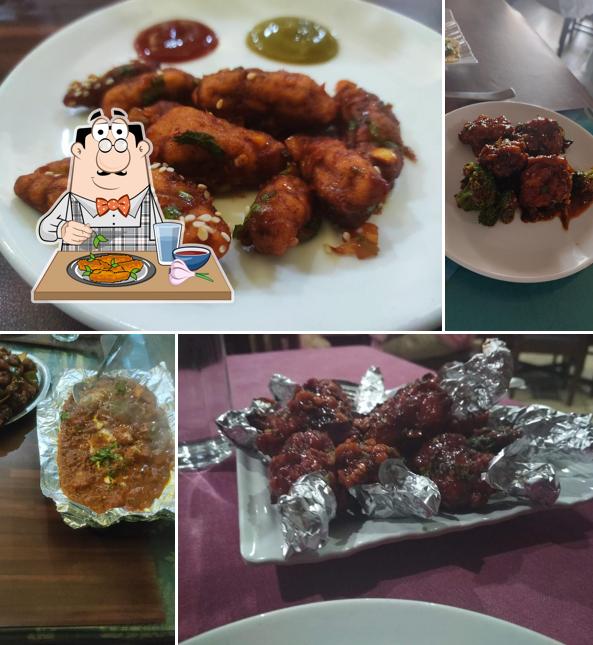 Chicken wings at The Sarovar court