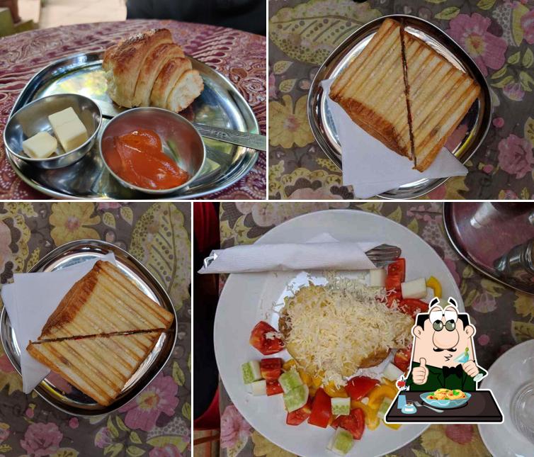 Meals at Coffee House Candolim
