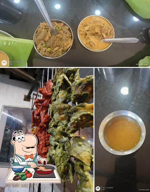 Chicken curry at Ramanna Dum Biryani Cornur Senter