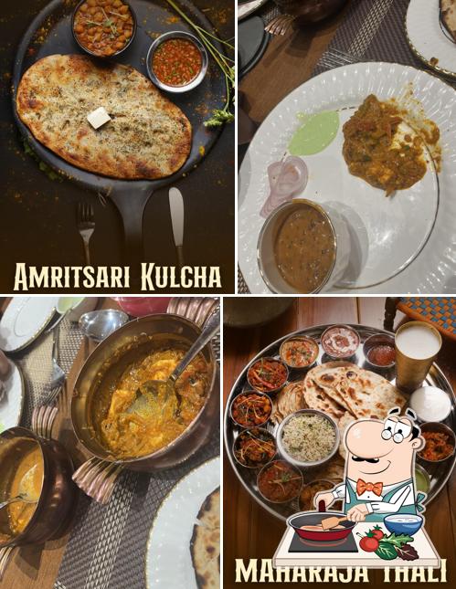 Chicken curry at Amritsari Haveli Kanpur