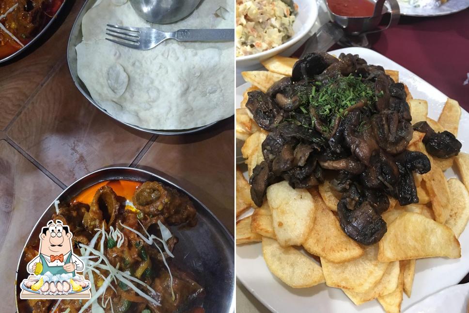 Try out seafood at Lazzat Restaurant hotal