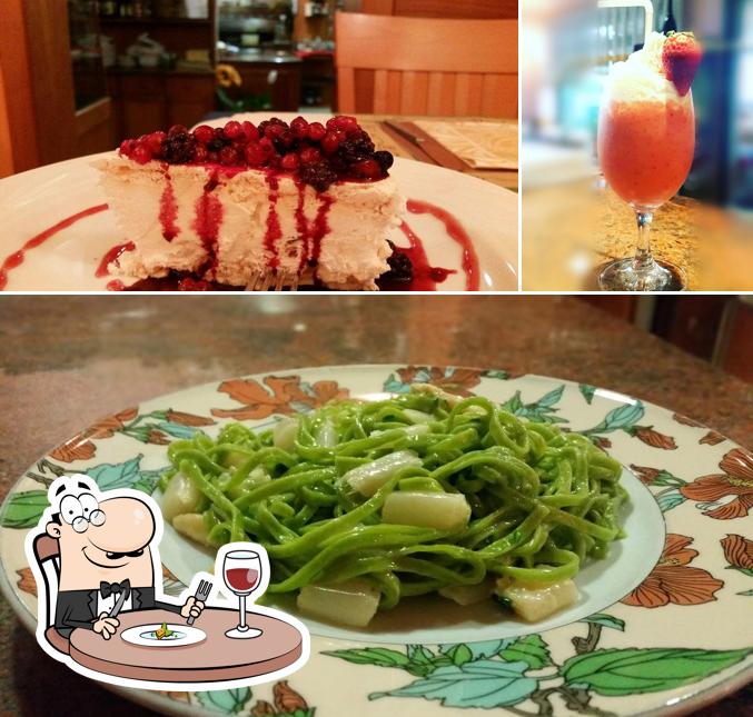 La immagine della cibo e bevanda di Miramonti