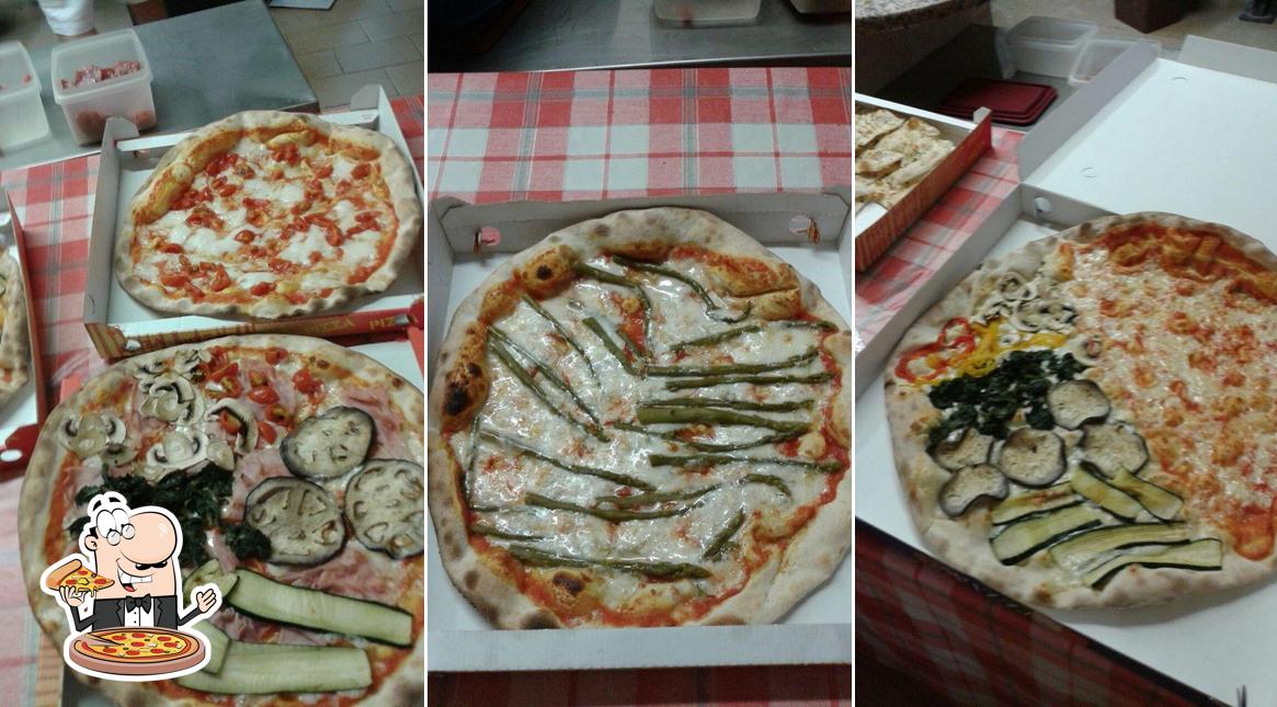 Prova una pizza a Pizzaland Di Negrelli Ober