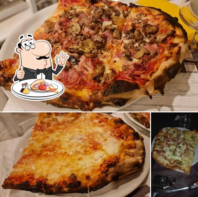 A Pizzeria I Due Fratelli 2 O' Panuozzo, puoi ordinare una bella pizza