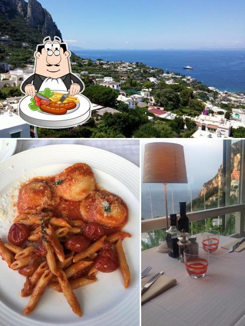 La cibo e esterno del ristorante