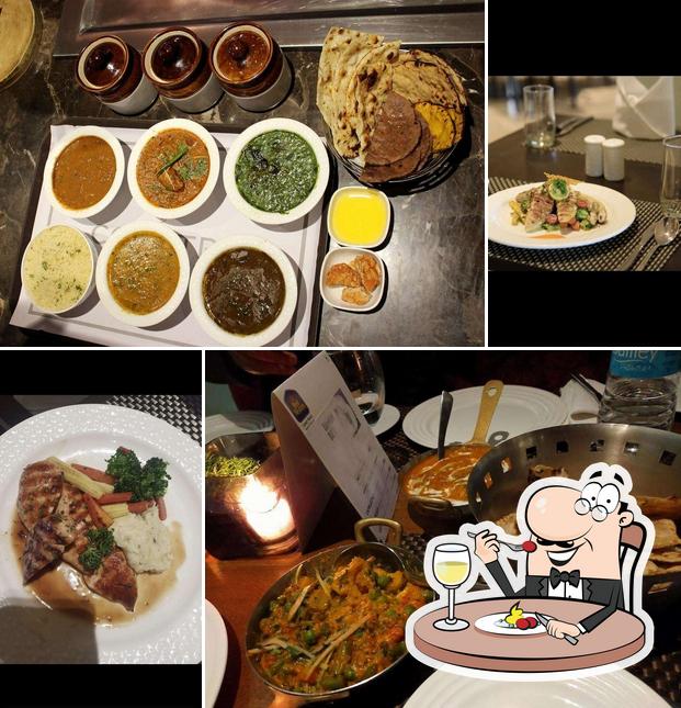 Food at Mosaic - Country Inn & Suites by Radisson Zirakpur