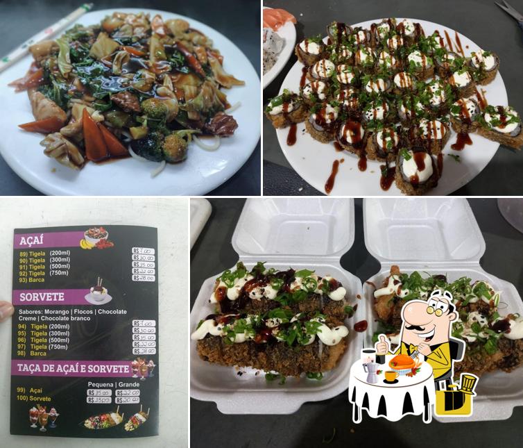 Comida em MC Burguer. Pizzaria & Temakeria