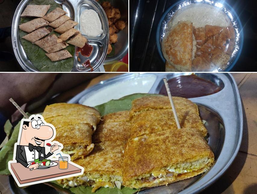 Food at SLNS Dosa House