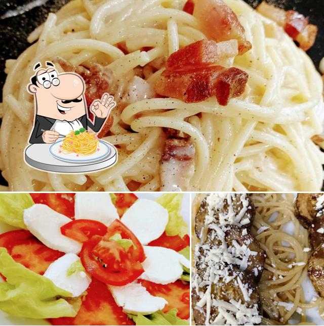 Spaghetti alla carbonara al Rosemà cafè