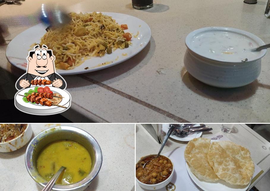 Meals at Heritage Restaurant