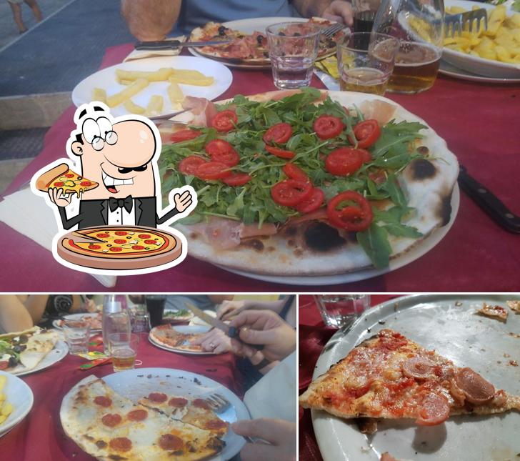 Ordina tra le molte varianti di pizza