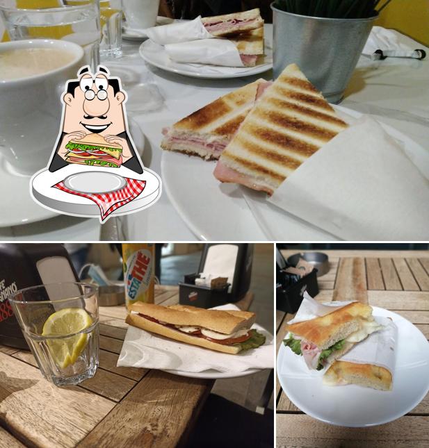 Scegli un panino a Bar Diplomatic Oasi