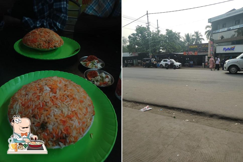 Fried rice at Fadak Cafeteria